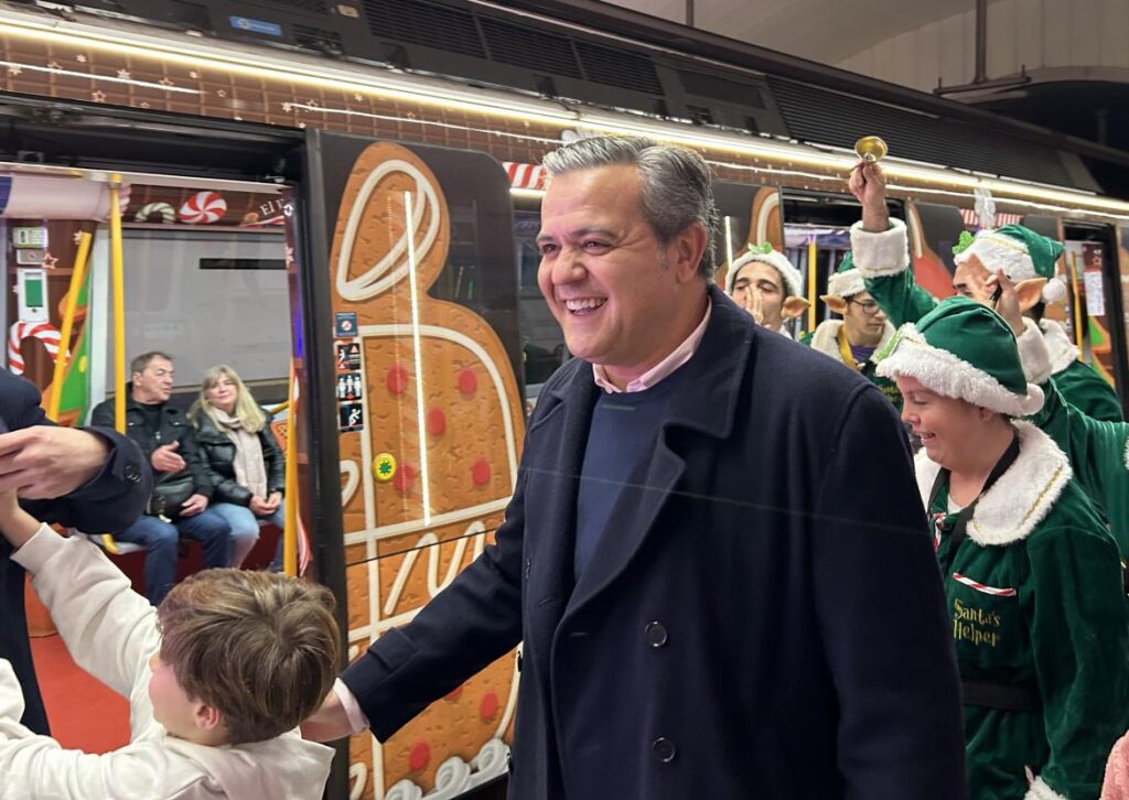 La Comunidad de Madrid registra 355.000 viajeros en el Tren de la Navidad de Metro en los primeros veinte días de funcionamiento