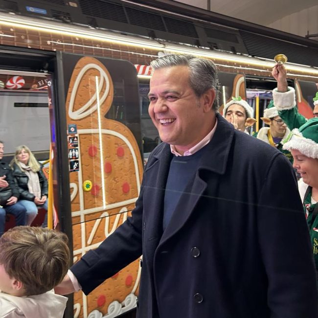 La Comunidad de Madrid registra 355.000 viajeros en el Tren de la Navidad de Metro en los primeros veinte días de funcionamiento